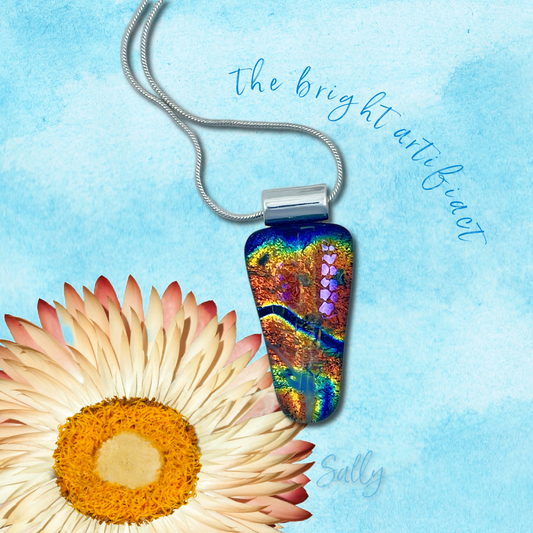 Bright artifact necklace