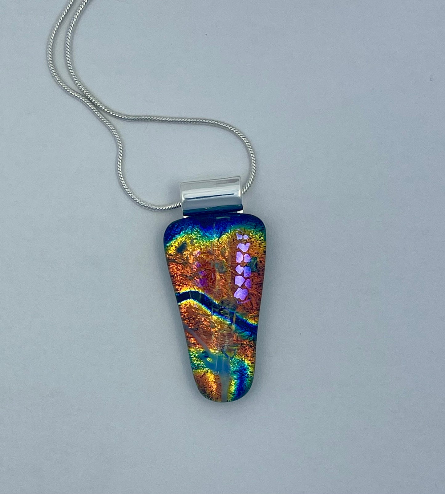 Bright artifact necklace